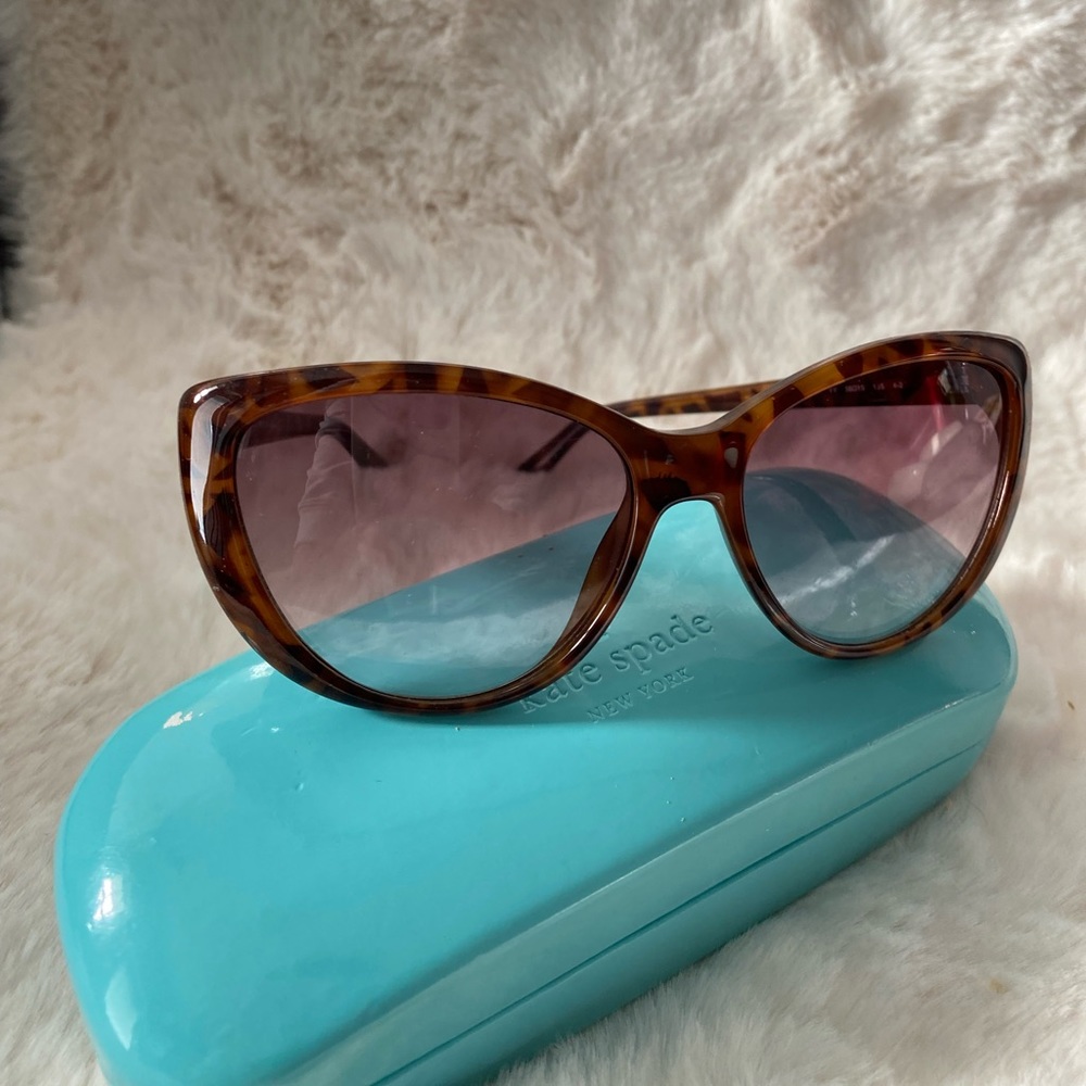 Kate Spade Sunglasses - Picture 5 of 6